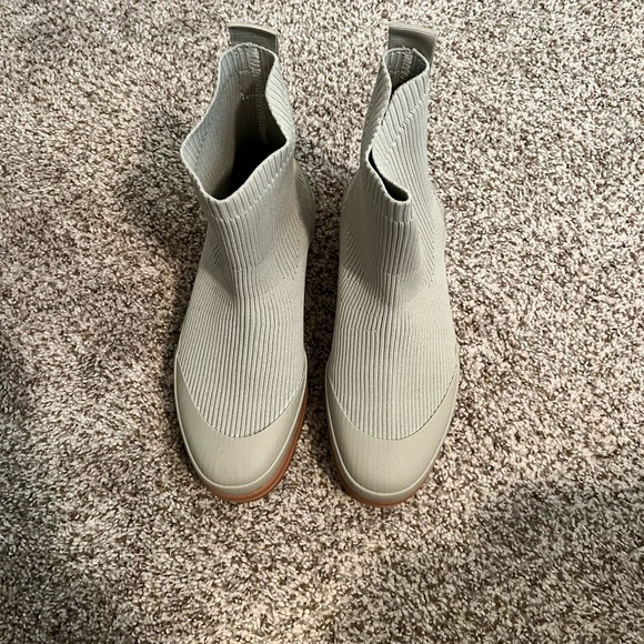 Everlane Utility Boot in Reknit - Picture 3 of 6